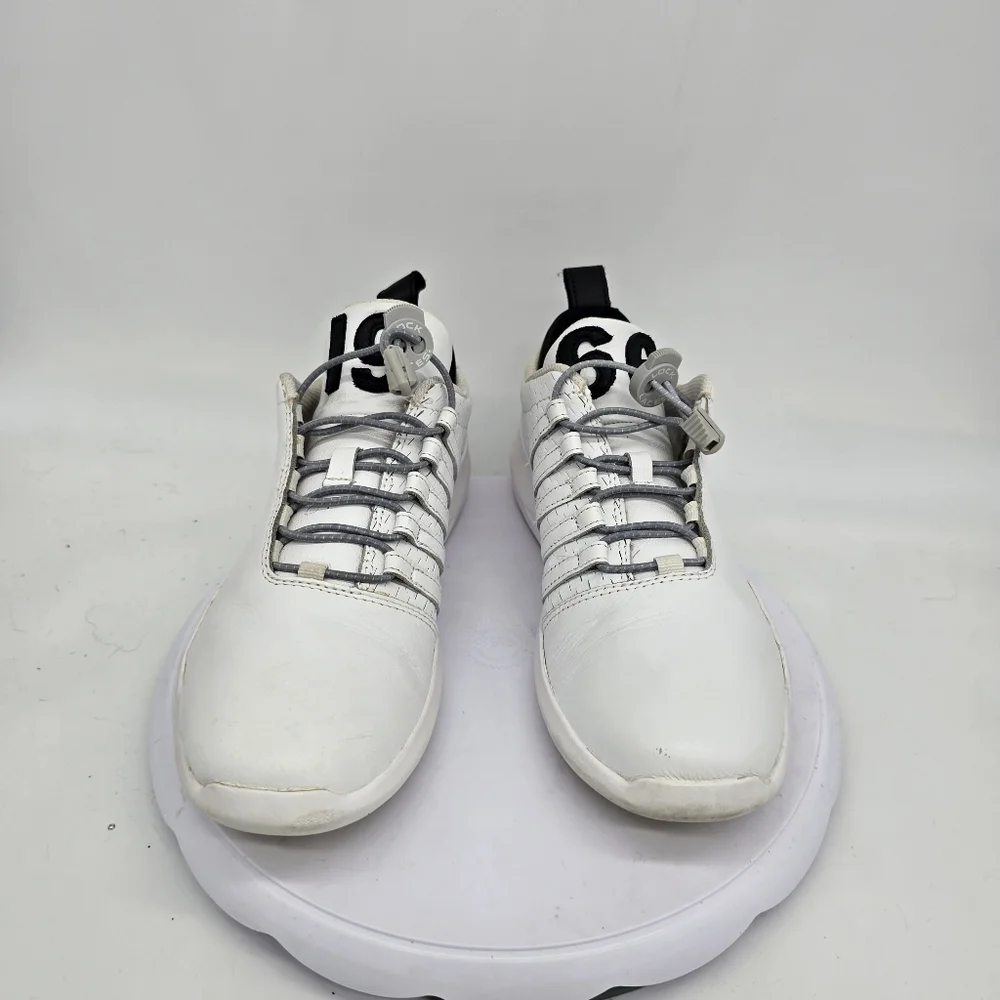 K-Swiss swiss shoe